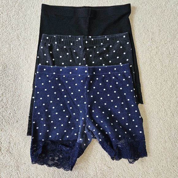 Lot of 3 Biker Shorts with Lace Trim - Picture 1 of 7